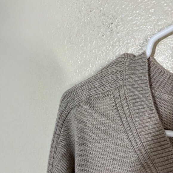 Amour Vert Sweater Womens Small Wool V Neck Pullover High Low FLAW - Picture 2 of 6